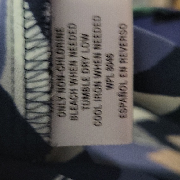 Chevron Pattern Multicolor Popover 3/4 Sleeve Blouse - Picture 7 of 8